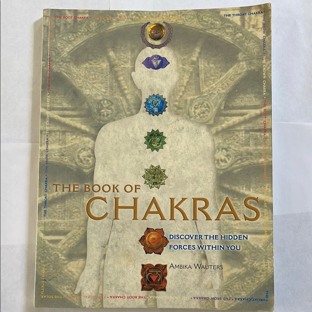The boom of Chakras by Annika Wauters book